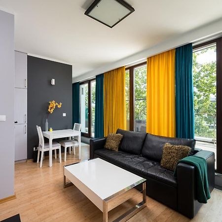 Ochota Deluxe Apartment Varsovie Extérieur photo